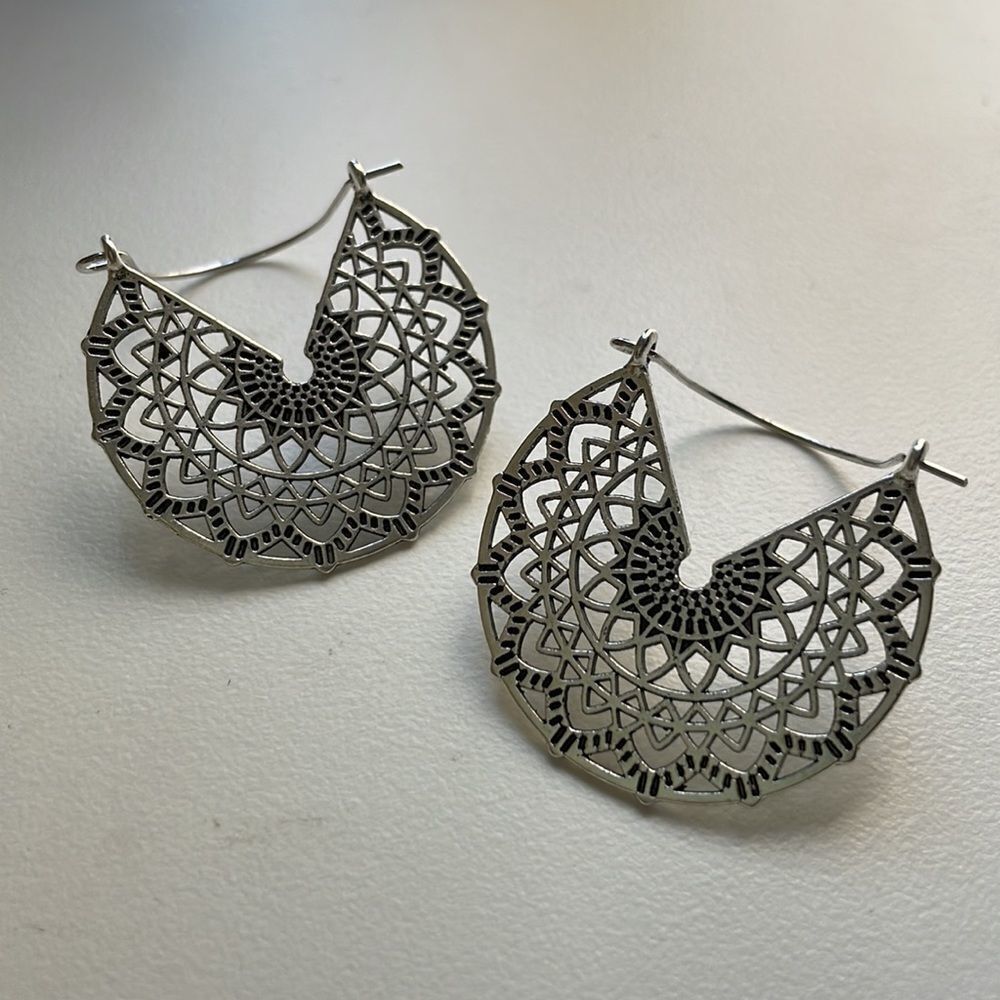 Silver Basketweave Hoop Earrings - Picture 10 of 10